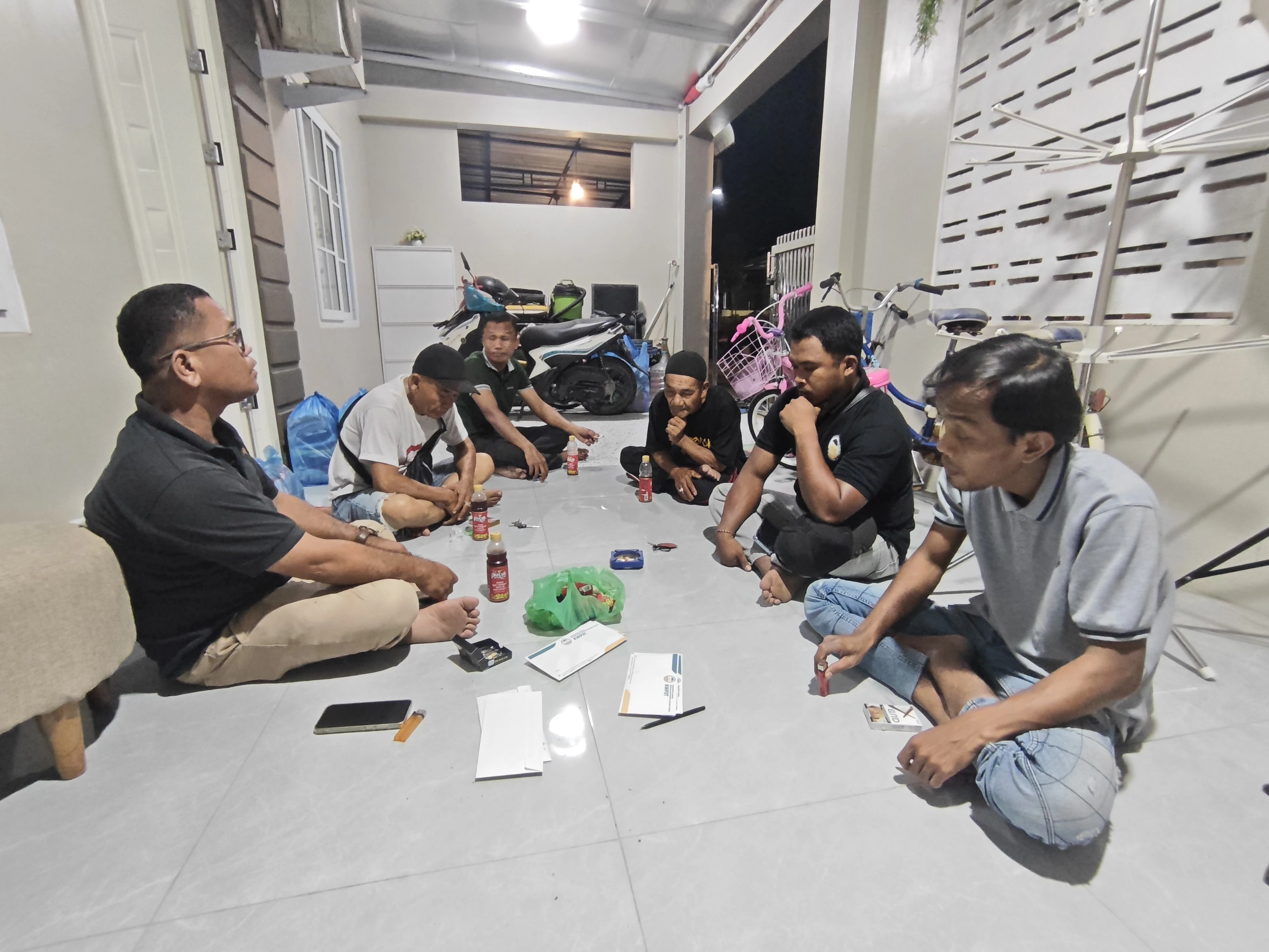 Pembagian THR